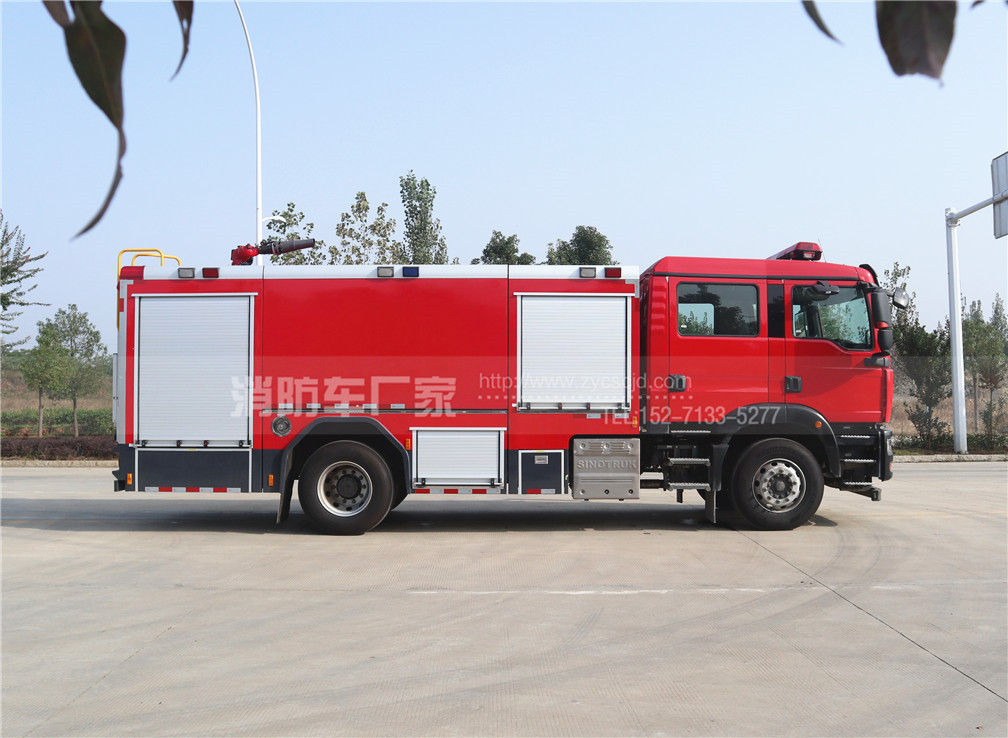 8��ˮ������܇�������ǵ¿���