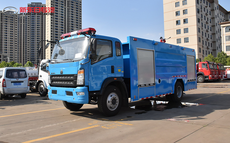 �{ɫ�����Θ�8��ˮ������܇